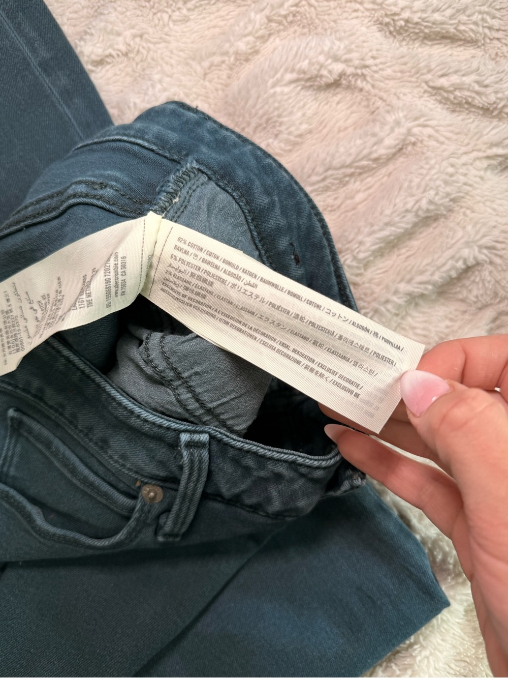 Abercrombie Simone High Rise Ankle Jeans 26 - Picture 3 of 6
